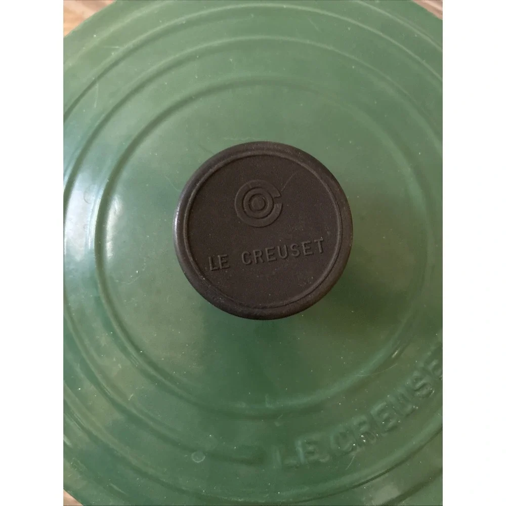 Le Creuset 24 Green Enameled Cast Iron 4.5 Qt Stockpot French Dutch Oven Pan Lid